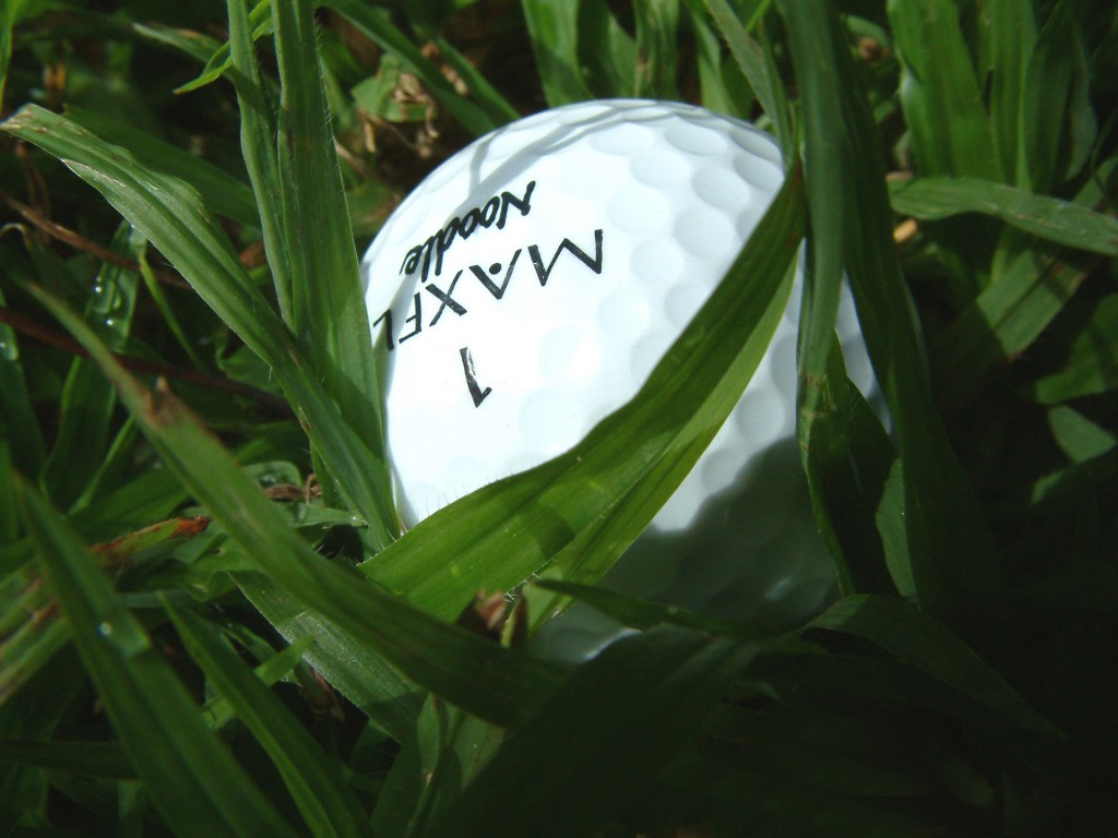 golf-balls-in-hazards-1-1536696-1920x1440